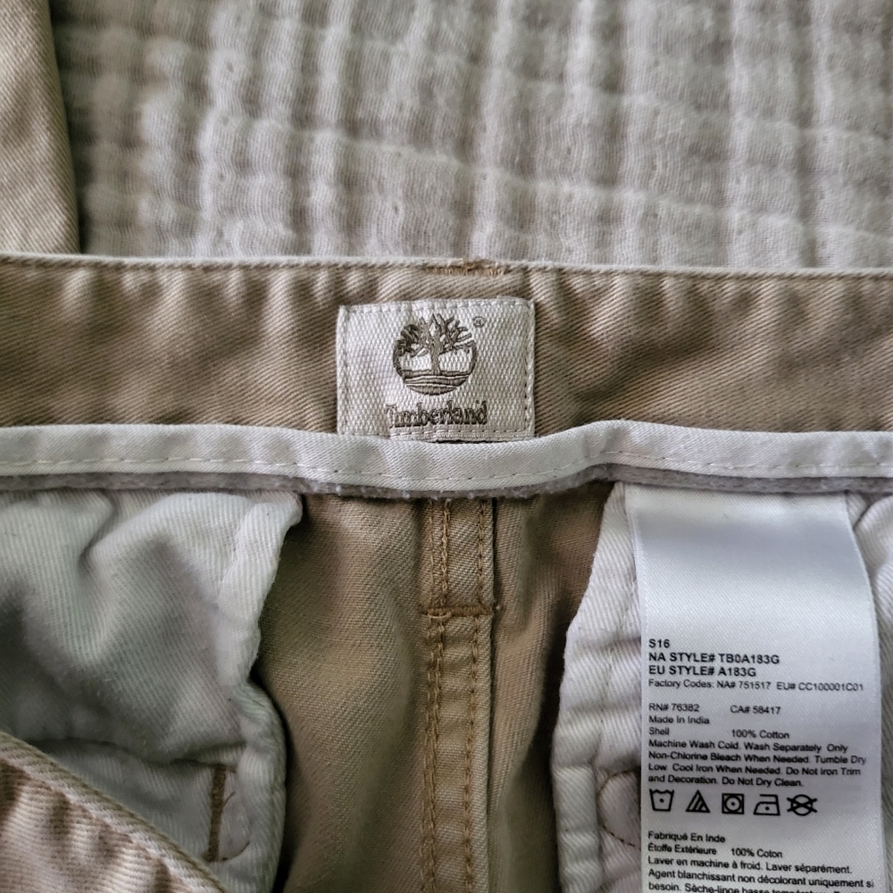 Timberland Men 34 Classic Fit brown khakis pants - Picture 2 of 6